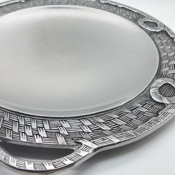 Wilton Armetale Large Round Platter Tray with Handles 14.5" - Picture 3 of 6